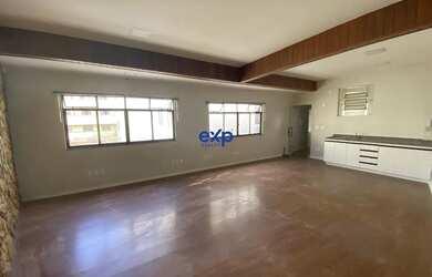 Imagem: O apartamento possui 1 Dormitório, 1 Banheiro, 70m² de Área