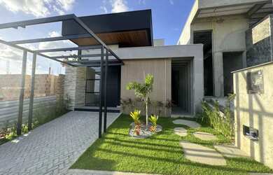 Imagem: A casa em condomínio possui 3 Dormitórios, 2 Banheiros, 2