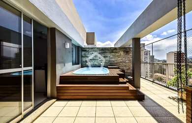 Imagem: O apartamento na cobertura possui 4 Dormitórios, 2 Banheiros