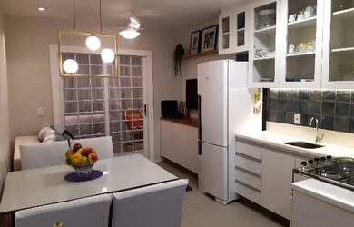 Imagem: O apartamento para alugar possui 1 Dormitório, 2 Banheiros