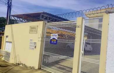 Imagem: O apartamento possui 1 Dormitório, 2 Banheiros, 2 Vagas na