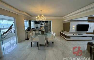 Imagem: O apartamento possui 4 Dormitórios, 3 Banheiros, 2 Vagas na