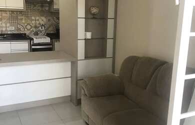 Imagem: A casa possui 2 Dormitórios, Acomodam 6 pessoas, 1 Vaga na