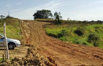 Imagem: O terreno possui 600m² de Área e está localizado em Centro