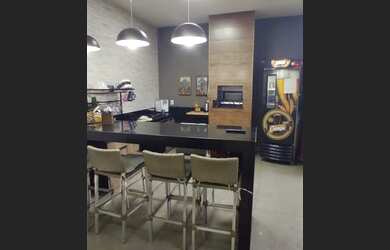 Imagem: A casa possui 3 Dormitórios, 1 Banheiro, 5 Vagas na garagem