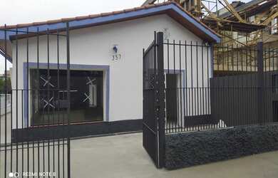 Imagem: O depósito possui 1 Vaga na garagem, 126m² de Área e está