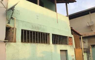 Imagem: A casa possui 2 Dormitórios, 2 Banheiros, 60m² de Área e