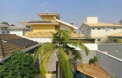 Imagem: A casa em condomínio possui 3 Dormitórios, 4 Banheiros, 5