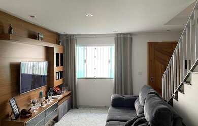 Imagem: A casa em condomínio possui 2 Dormitórios, 2 Banheiros, 1