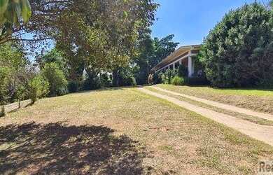 Imagem: O terreno possui 5.315m² de Área e está localizado em Chácara