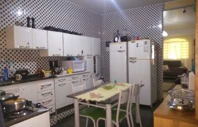 Imagem 2: troca por apartamento ou vende linda casa toda na laje a venda na qr 404