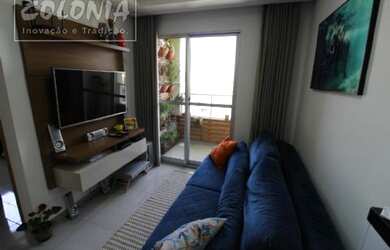 Imagem: O apartamento possui 2 Dormitórios, 1 Banheiro, 1 Vaga na garagem