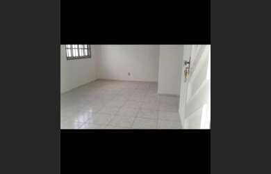 Imagem: A casa possui 3 Dormitórios, 2 Banheiros, 75m² de Área e