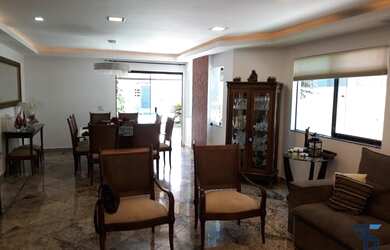 Imagem 9: Linda casa de Alto Padrão no Condomínio Residencial Camboatá