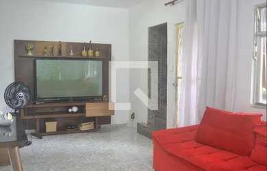 Imagem: A casa possui 2 Dormitórios, 3 Banheiros, 400m² de Área e