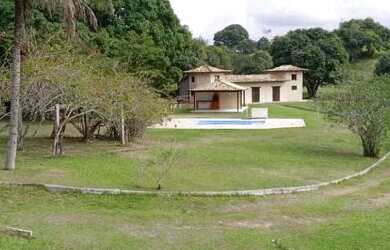 Imagem 12: Casa em Araruama. 330m² de Área, 4 Vagas na garageme2 Dormitórios