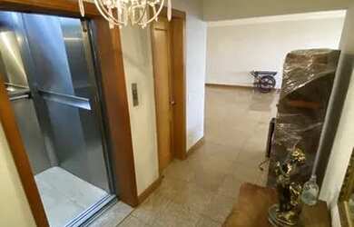 Imagem: O apartamento possui 4 Dormitórios, 5 Banheiros, 4 Vagas na