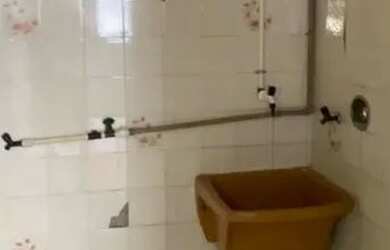 Imagem: O apartamento possui 1 Banheiro e está localizado em Centro