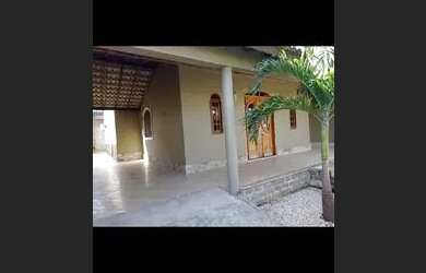 Imagem: A casa em condomínio possui 4 Dormitórios, 3 Banheiros, 2