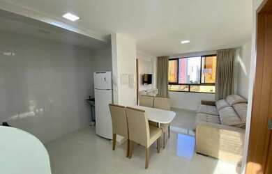 Imagem: O apartamento possui 1 Dormitório, 1 Banheiro, 1 Vaga na garagem