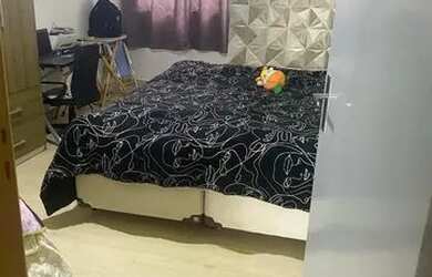 Imagem: A casa em condomínio possui 2 Dormitórios, 2 Banheiros, 1