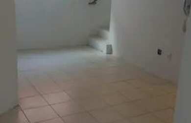 Imagem: O apartamento possui 3 Dormitórios, 1 Banheiro, 1 Vaga na garagem