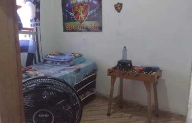 Imagem 3: Vende se uma casa. 1 Banheiroe3 Dormitórios