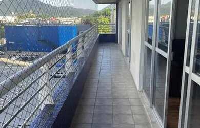 Imagem 3: Locação Anual - Apartamento quadra mar com 3 dormitórios e 1 vaga - Balneário Camboriú l