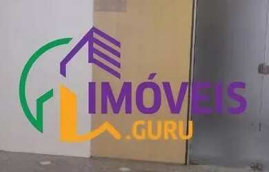 Imagem: O depósito possui 2 Vagas na garagem, 196m² de Área e está