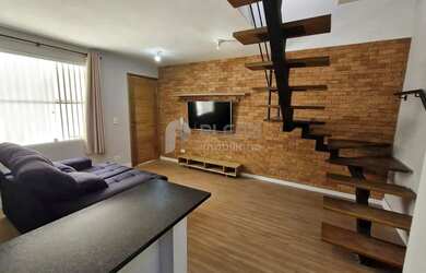 Imagem: A casa possui 2 Dormitórios, 3 Banheiros, 2 Vagas na garagem