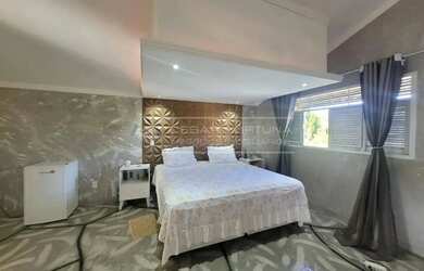 Imagem 14: F01 - Imperdível! Casa com Piscina, Jardim e 4 Quartos em Terreno de 1.000 m²