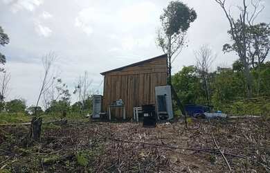 Imagem 16: Terreno com luz e Internet e água a 300 mts da represa