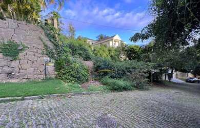 Imagem: O terreno possui 1100m² de Área e está localizado em Itanhangá