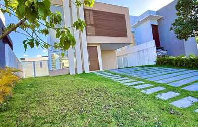 Imagem: A casa em condomínio possui 5 Dormitórios, 5 Banheiros, 4