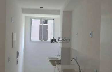 Imagem: O apartamento possui 2 Dormitórios, 1 Banheiro, 1 Vaga na garagem