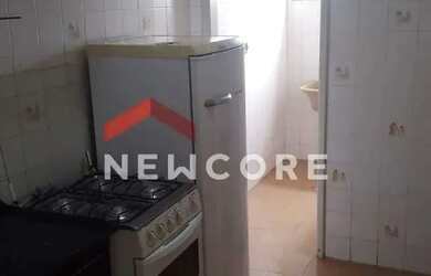 Imagem: O apartamento possui 1 Dormitório, 1 Banheiro, 1 Vaga na garagem