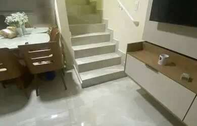 Imagem: A casa em condomínio possui 2 Dormitórios, 2 Banheiros, 2