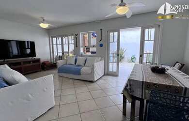 Imagem: A casa em condomínio à venda possui 4 Dormitórios, 3 Banheiros