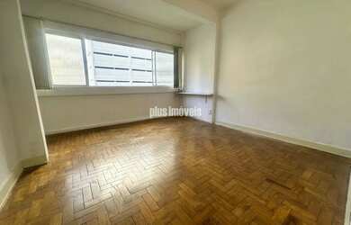 Imagem: O apartamento possui 1 Dormitório, 1 Banheiro, 44m² de Área