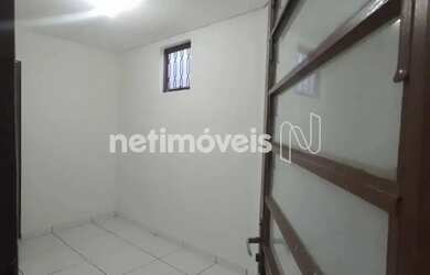 Imagem: A kitnet possui 1 Dormitório, 1 Banheiro e 30m² de Área e