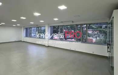 Imagem: O depósito possui 4 Vagas na garagem, 167-0m² de Área e está