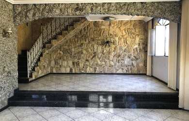 Imagem: A casa em condomínio possui 3 Dormitórios, 5 Banheiros, 3