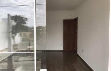 Imagem 13: Sobrado 2 dormitórios, Rio Vermelho, Água e Luz legalizados