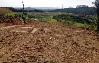 Imagem: O terreno possui 600m² de Área e está localizado em Centro