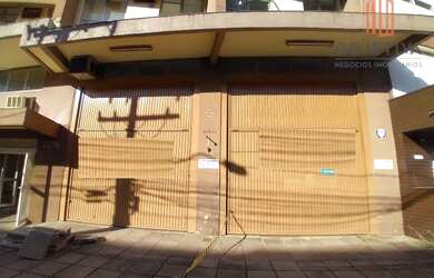 Imagem: O depósito possui 4 Vagas na garagem, 650m² de Área, Imóvel