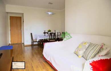 Imagem: O apartamento possui 3 Dormitórios, 1 Banheiro, 1 Vaga na garagem