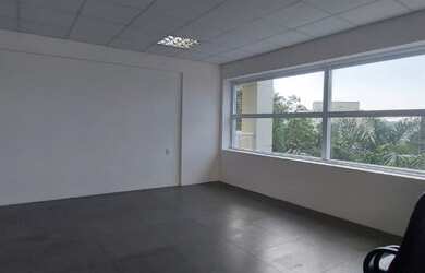 Imagem: O depósito possui 1 Vaga na garagem, 49m² de Área e Imóvel