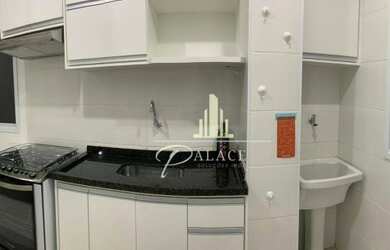 Imagem: O apartamento possui 2 Dormitórios, 1 Banheiro, 1 Vaga na garagem