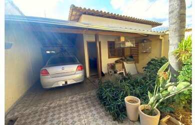 Imagem 1: CASA EM IPITANGA 3/4 , R. CARLOS ROBERTO REBOLÇAS