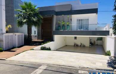 Imagem: A casa em condomínio possui 4 Dormitórios, 5 Banheiros, 4